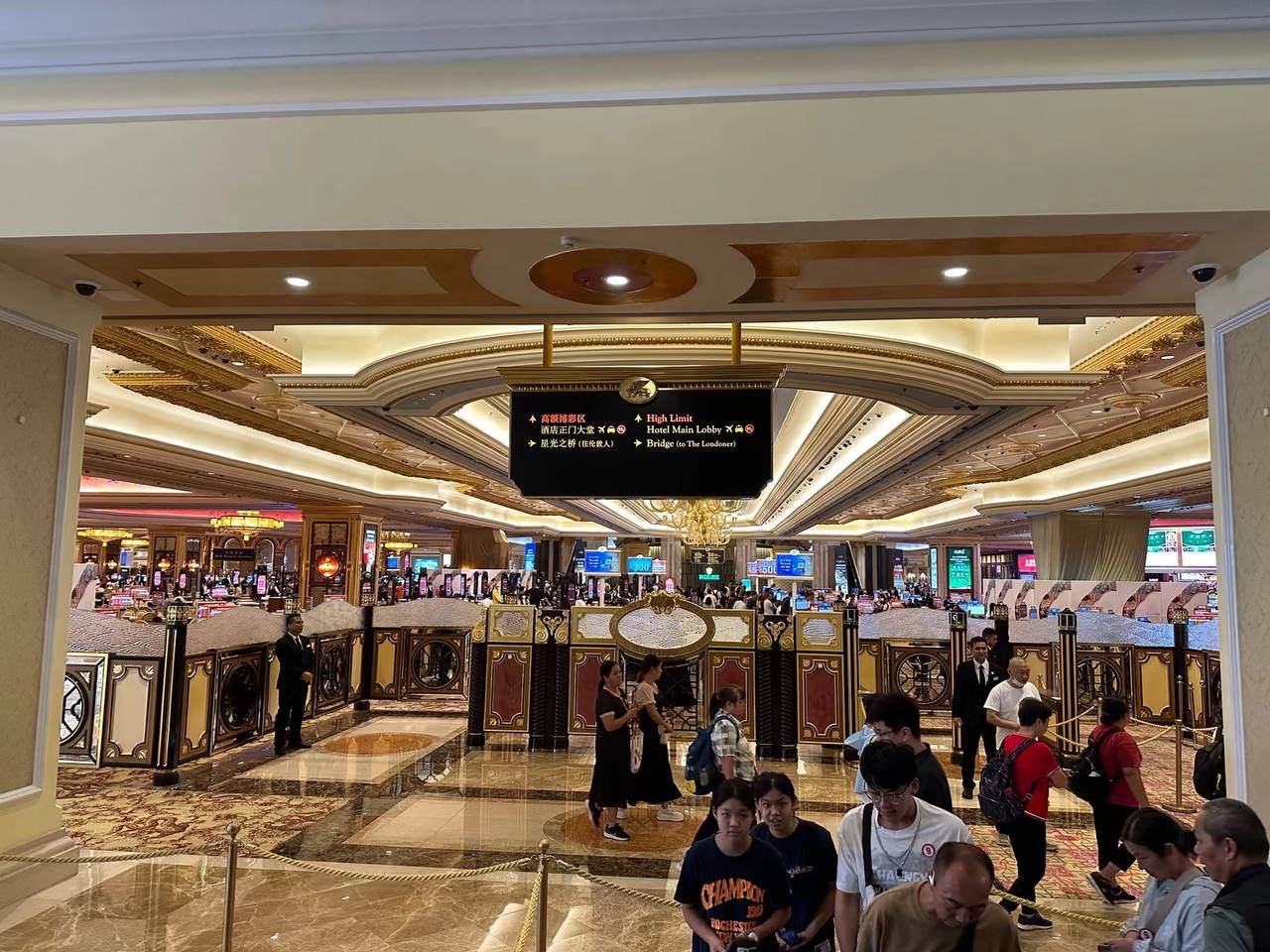 迪威国际酒店亚洲风格接待大厅